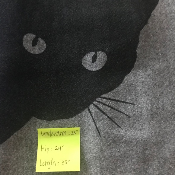 Women’s Long Sleeves Tunic with Black Peeking Cat - Picture 10 of 10